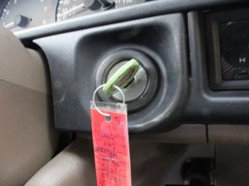 Used 1995 Toyota 4Runner SR5 image 18