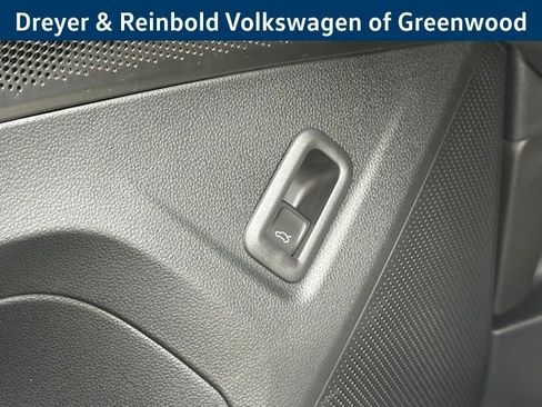 New 2026 Volkswagen Tiguan SE image 22