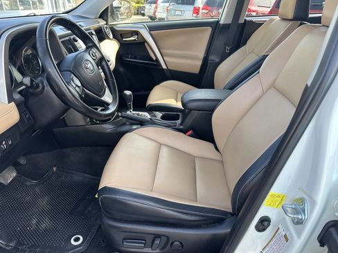 Used 2017 Toyota RAV4 Limited w/ Advanced Technology Package image 11