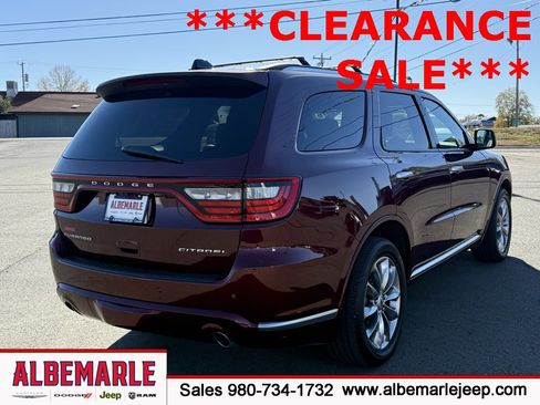 Used 2024 Dodge Durango Citadel image 3