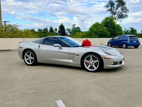 Used 2007 Chevrolet Corvette Coupe w/ Preferred Equipment Group RWD image 55
