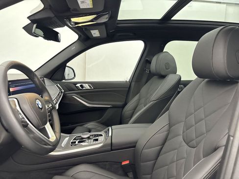 Used 2024 BMW X5 xDrive40i w/ Parking Assistance Package AWD/4WD image 24
