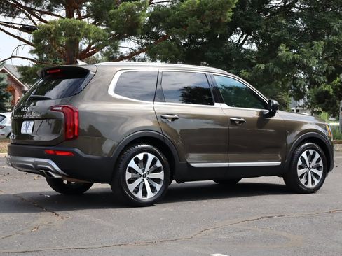 Used 2022 Kia Telluride S AWD/4WD image 5
