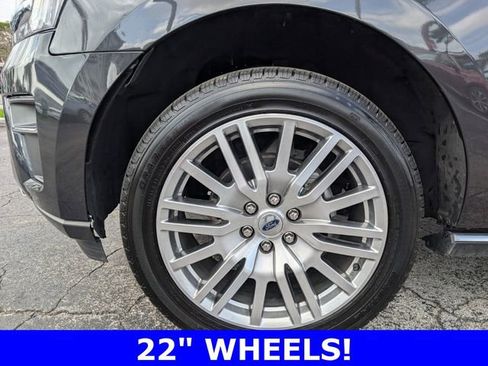 Used 2024 Ford Expedition Limited image 19
