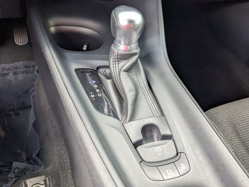 Used 2019 Toyota C-HR LE image 12