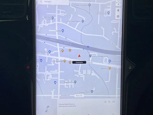 Used 2019 Tesla Model S Standard Range image 16