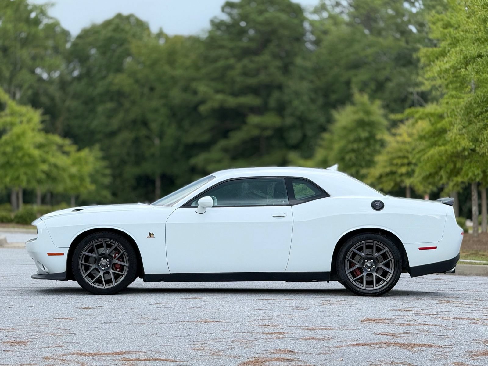 Used 2018 Dodge Challenger R/T Scat Pack RWD image 9