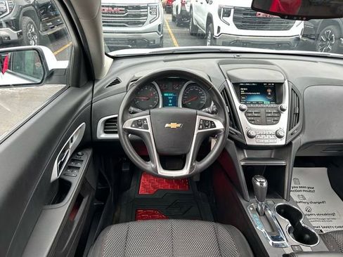 Used 2017 Chevrolet Equinox LT w/ Convenience Package image 20