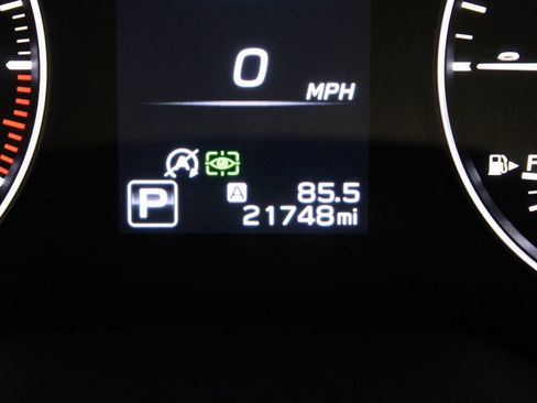 Used 2022 Subaru Outback Limited XT AWD/4WD image 4