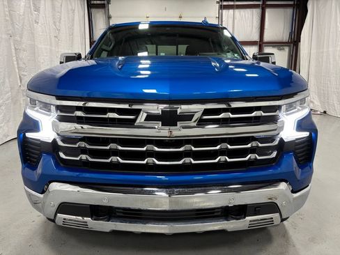 Used 2023 Chevrolet Silverado 1500 LTZ w/ LTZ Premium Package AWD/4WD image 2