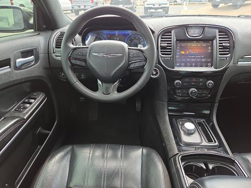 Used 2023 Chrysler 300 S image 10