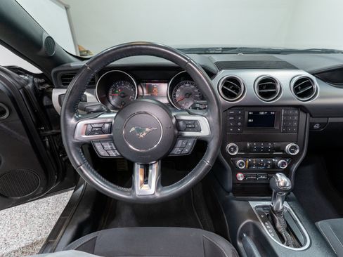 Used 2019 Ford Mustang GT image 14