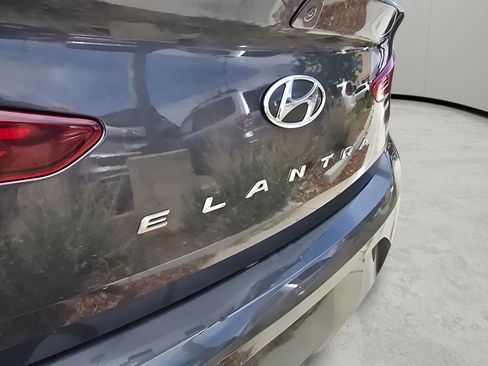 Used 2020 Hyundai Elantra Value Edition w/ Cargo Package (C1) FWD image 18