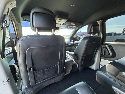 Used 2019 Dodge Grand Caravan SXT image 28