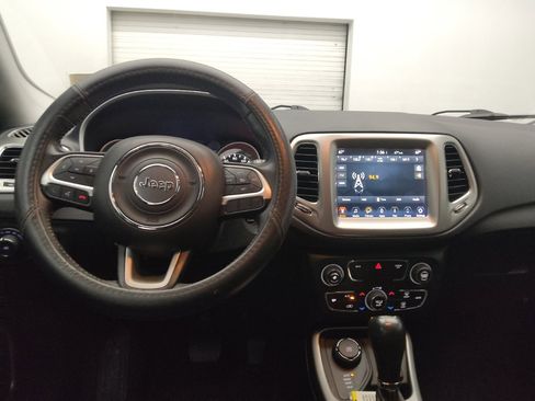 Used 2018 Jeep Compass Latitude w/ Popular Equipment Group image 22