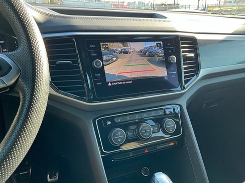 Used 2022 Volkswagen Atlas Cross Sport SEL Premium R-Line image 17