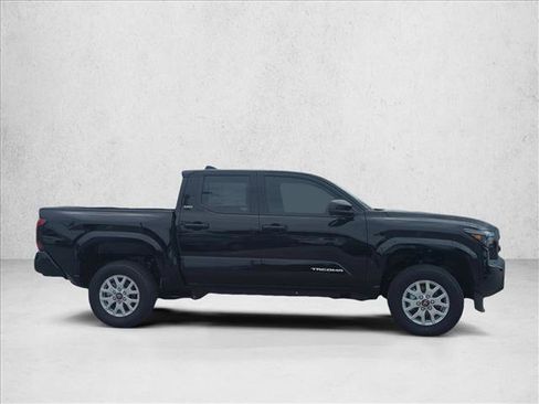 New 2026 Toyota Tacoma SR5 image 4