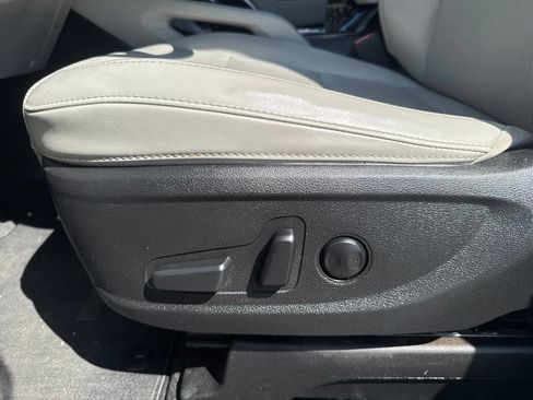 Used 2020 Kia Telluride S w/ S 8 Passenger Seating Package FWD image 26