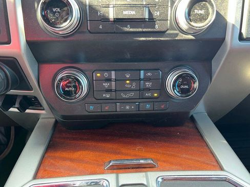 Used 2019 Ford F150 King Ranch w/ Equipment Group 601A Luxury image 34