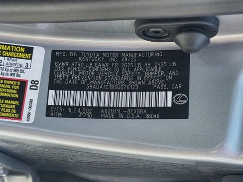 Used 2025 Lexus ES 300h w/ Premium Package FWD image 44