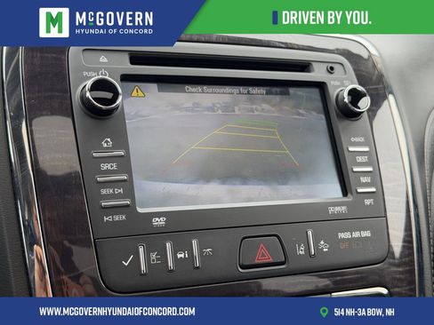 Used 2017 Buick Enclave Premium w/ Experience Buick Package image 7