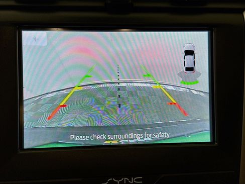 Used 2020 Ford Fusion SE image 19