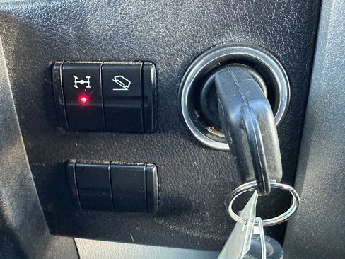 Used 2016 Freightliner Sprinter 2500 image 40