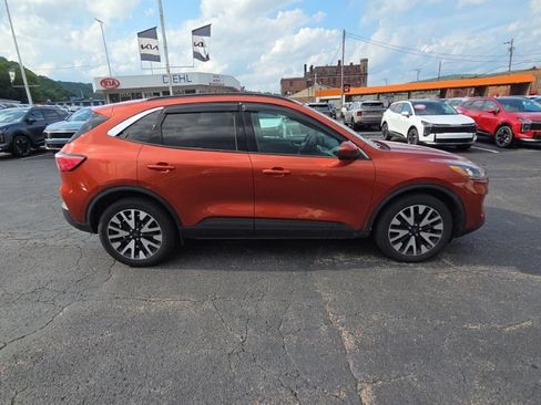 Used 2020 Ford Escape SEL AWD/4WD image 8