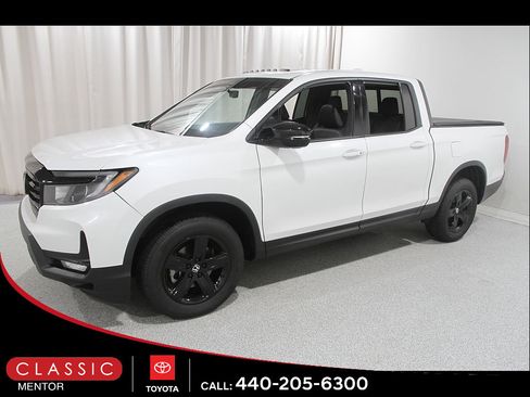 Used 2023 Honda Ridgeline Black Edition image 3