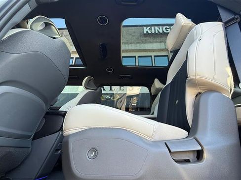 Used 2026 Kia EV9 GT-Line image 19