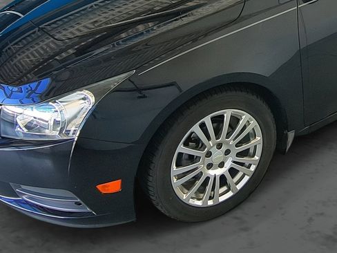 Used 2012 Chevrolet Cruze Eco image 7