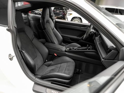 Used 2024 Porsche 911 Carrera GTS RWD image 32