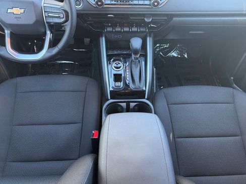 Used 2024 Chevrolet Colorado LT w/ LT Convenience Package image 5