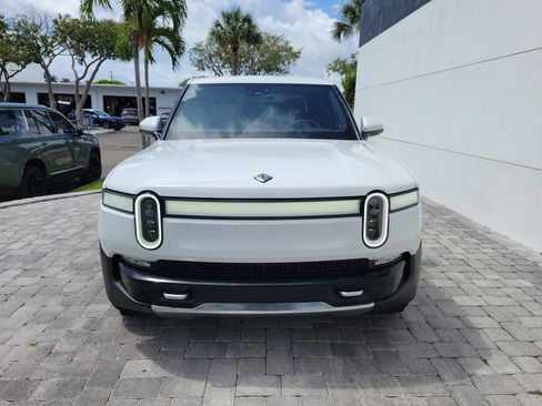Used 2023 Rivian R1T Adventure AWD/4WD image 2