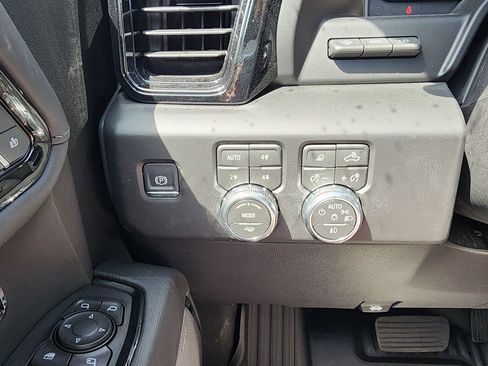 New 2026 GMC Sierra 1500 AT4X AWD/4WD image 21