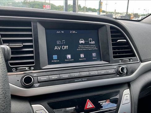 Used 2018 Hyundai Elantra SEL w/ Cargo Package FWD image 31