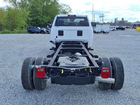 Used 2025 RAM 5500 Tradesman RWD image 9