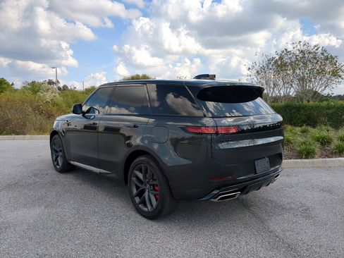 Used 2024 Land Rover Range Rover Sport Autobiography image 6