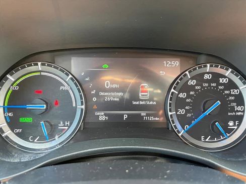 Used 2020 Toyota Highlander XLE AWD/4WD image 13