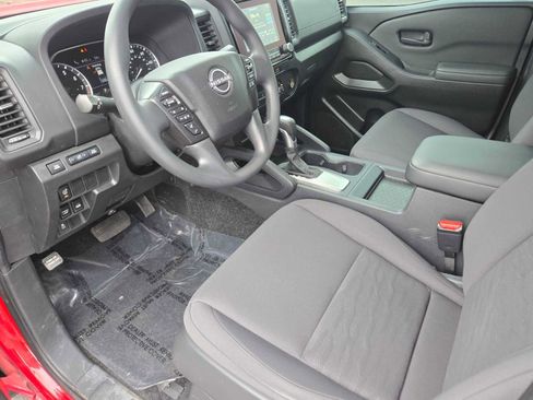 Used 2022 Nissan Frontier S w/ Technology Package image 2