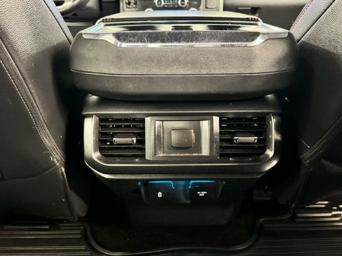 Used 2022 Ford F150 XLT w/ Equipment Group 302A High AWD/4WD image 17