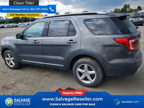 Used 2017 Ford Explorer XLT AWD/4WD image 3