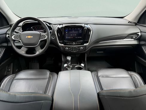 Used 2021 Chevrolet Traverse Premier w/ Redline Edition image 8