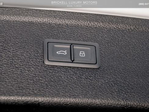 Used 2021 Audi Q5 2.0T Premium w/ Convenience Package image 14