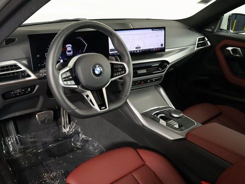 Used 2025 BMW 230i Coupe w/ M Sport Package image 7