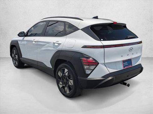 Certified 2025 Hyundai Kona SEL FWD image 8