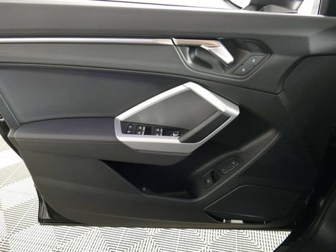 Used 2023 Audi Q3 2.0T Premium Plus w/ Premium Plus Package AWD/4WD image 11