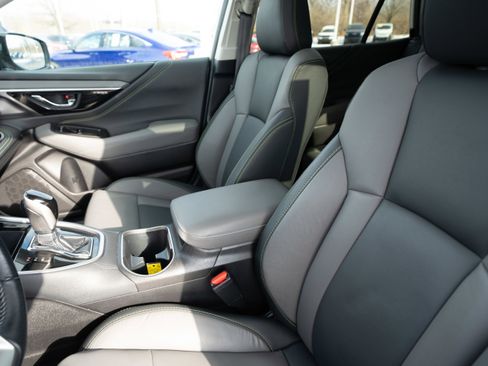 Used 2023 Subaru Outback Onyx Edition XT image 10