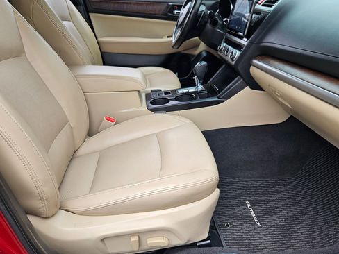 Used 2016 Subaru Outback 2.5i Limited AWD/4WD image 29