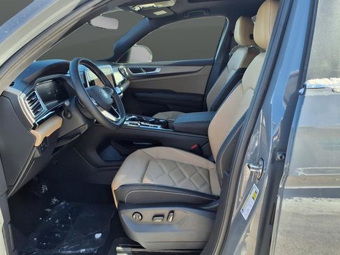 New 2026 Volkswagen Atlas Cross Sport SE image 52